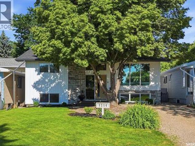 House for sale in Saskatoon, Saskatchewan