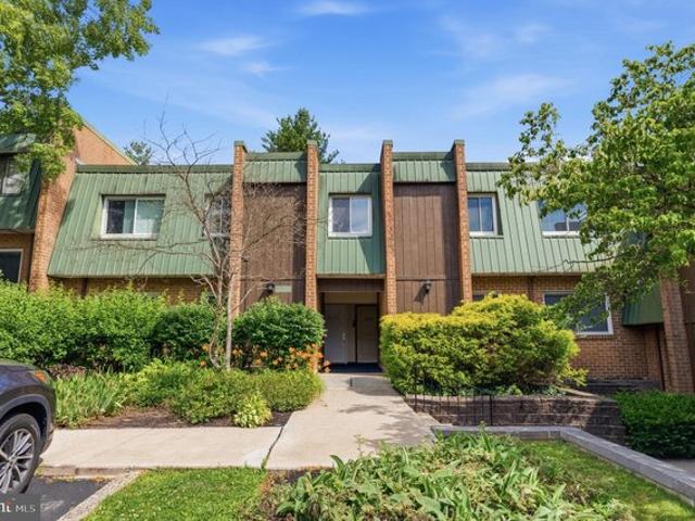 Condo for sale in Arcola, Pennsylvania