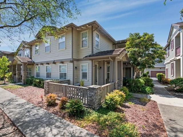 Condo for sale in San Ramon, California