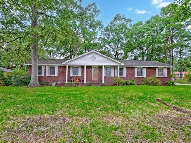 House for sale in Hanahan, South Carolina