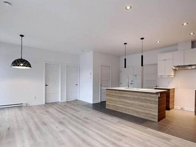 House for rent in Terrebonne