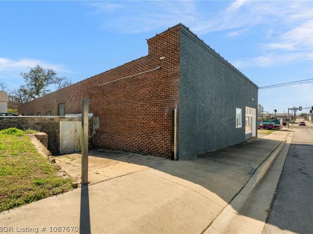 Commercial for sale in Ark