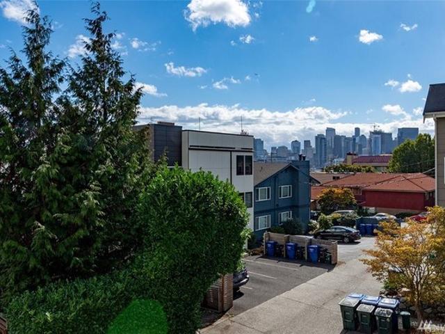 Condo for sale in Seattle, Washington