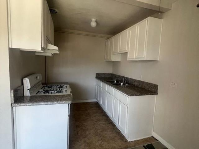 Apartment for rent in Santa Ana, California
