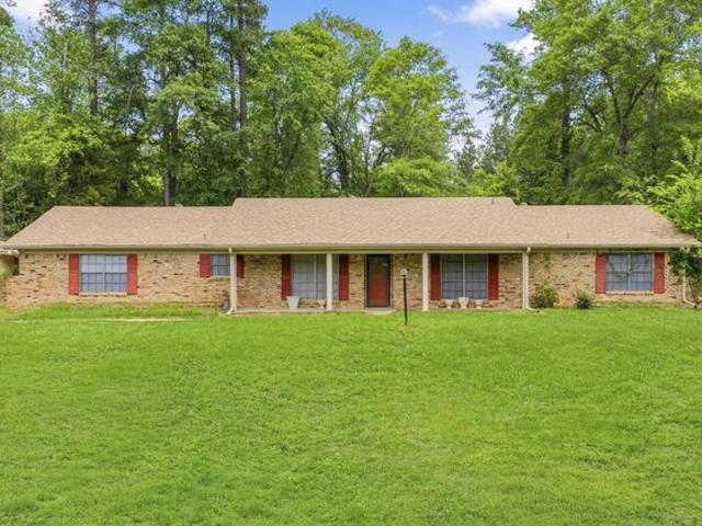 House for sale in Gladewater, Texas