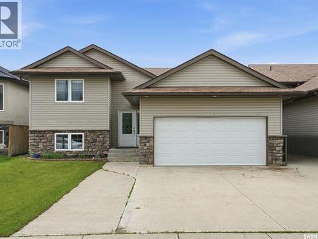 House for sale in Saskatoon, Saskatchewan