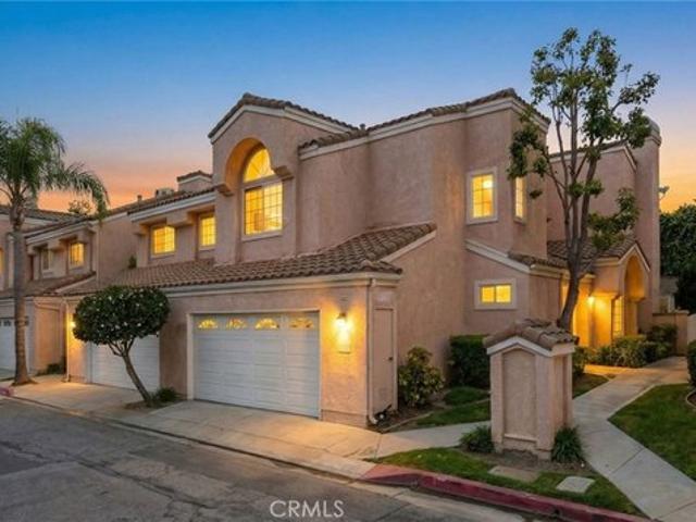 Townhouse for sale in Cerritos, California