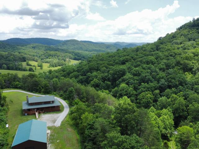 House for sale in Irvine, Kentucky