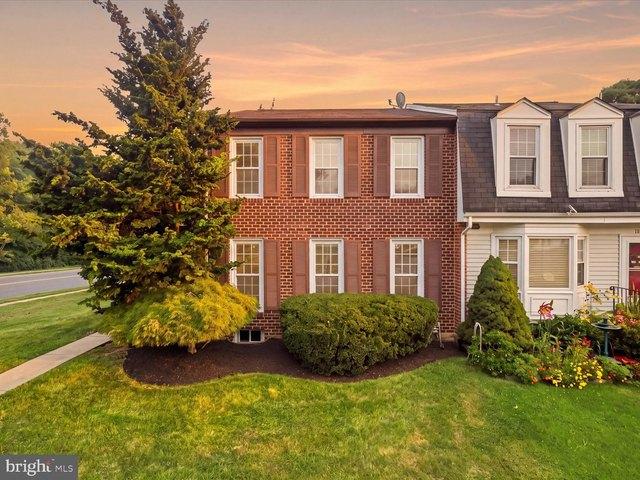 Townhouse for sale in Virginia