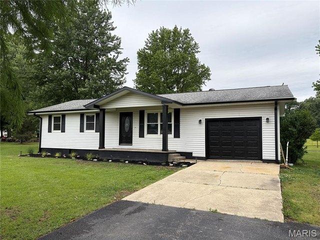 House for sale in Dexter, Missouri