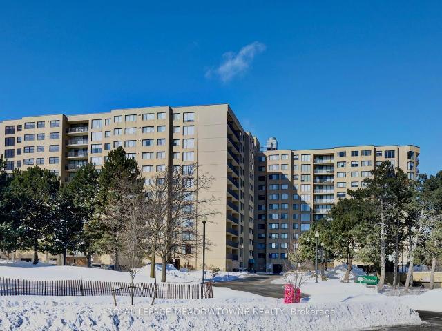 Condo for sale in Toronto, Golden Horseshoe