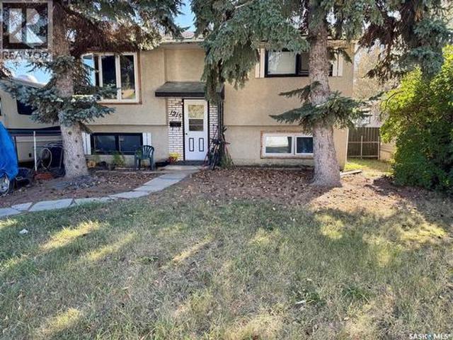 House for sale in Moose Jaw, Saskatchewan