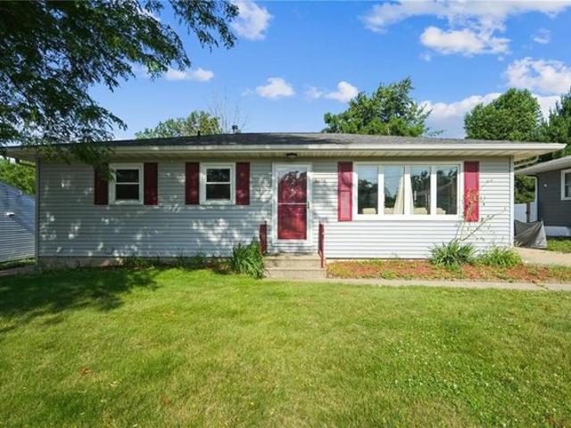 House for sale in Linn, Iowa
