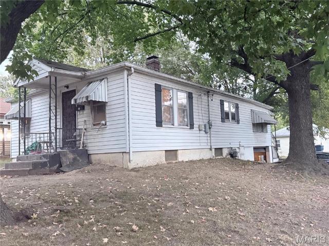 Property for sale in Alton, Illinois