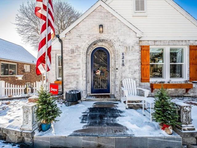 House for sale in Harlan, Shelby County