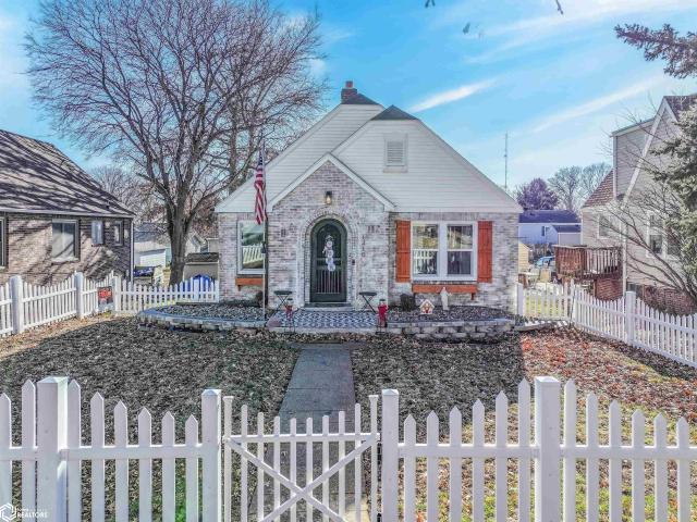 House for sale in Harlan, Iowa