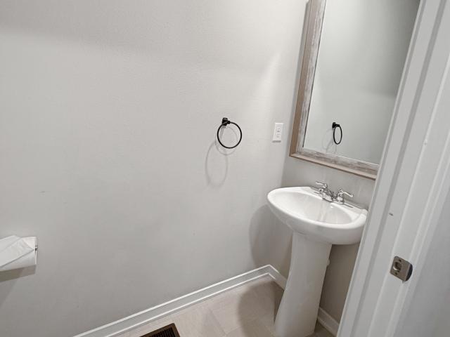 House for sale in Carlisle, Warren County