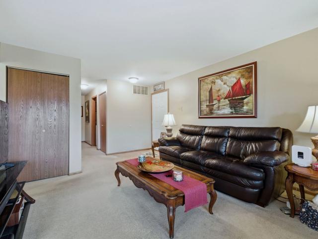 Condo for sale in Westmont, Illinois