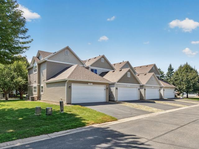 Townhouse for sale in Blaine, Minnesota