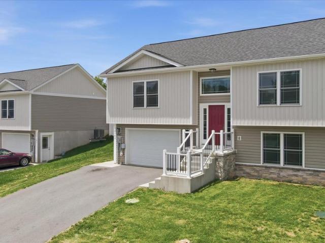 Townhouse for sale in Zullinger, Washington Township