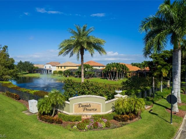 House for sale in Gateway, Florida