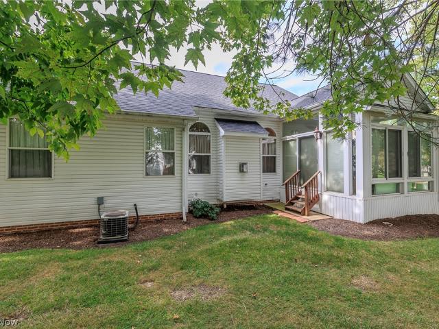 House for sale in Cinnamon Lakes, North Royalton