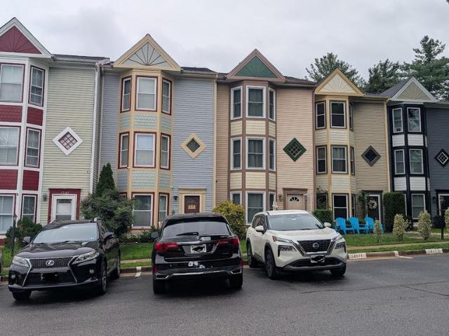 Townhouse for sale in Virginia