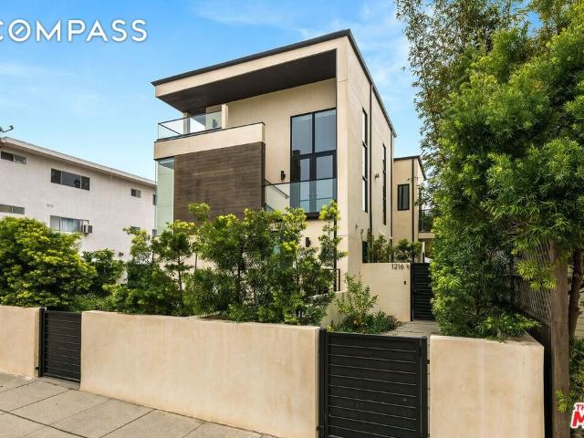 Condo for sale in Santa Monica
