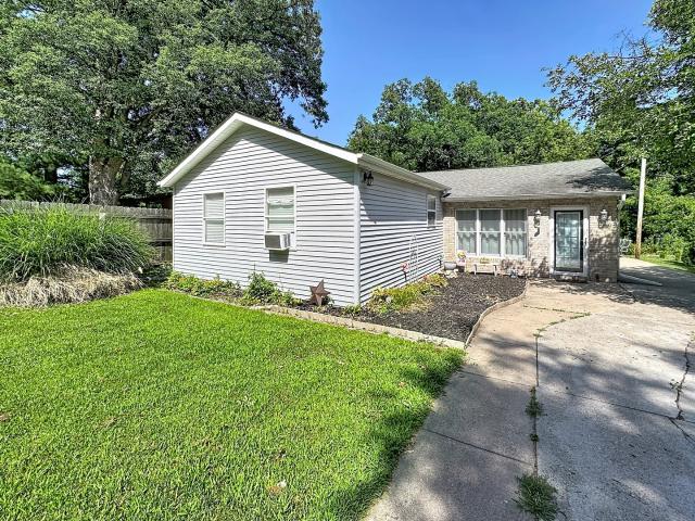 House for sale in Moline, Illinois