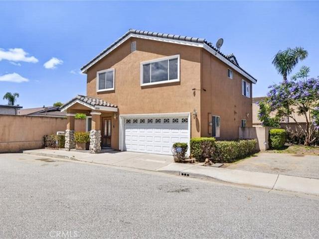 Condo for sale in Carson, California