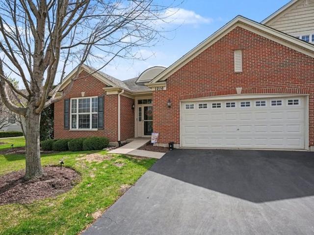 Townhouse for sale in Bolingbrook, Illinois