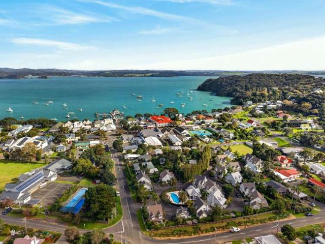 Apartment for sale in Karetu, Northland