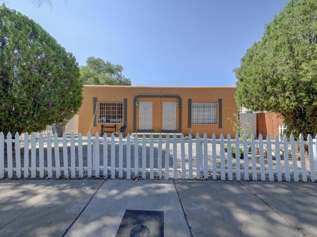 House for sale in New Mexico