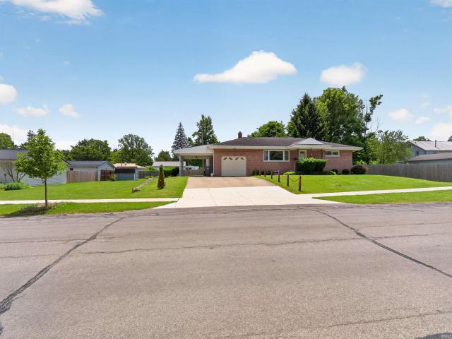 House for sale in Warsaw, Indiana