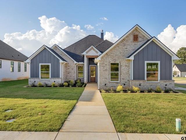House for sale in Smith, Texas
