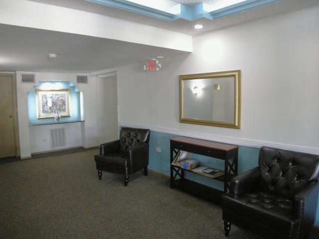 Condo for sale in Arlington Heights, Illinois