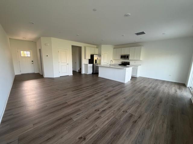 Property for rent in Huntley, Illinois