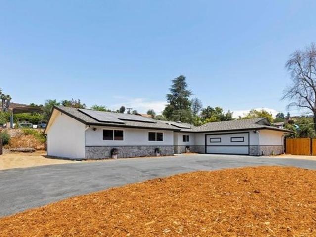 House for sale in Lakeside, California