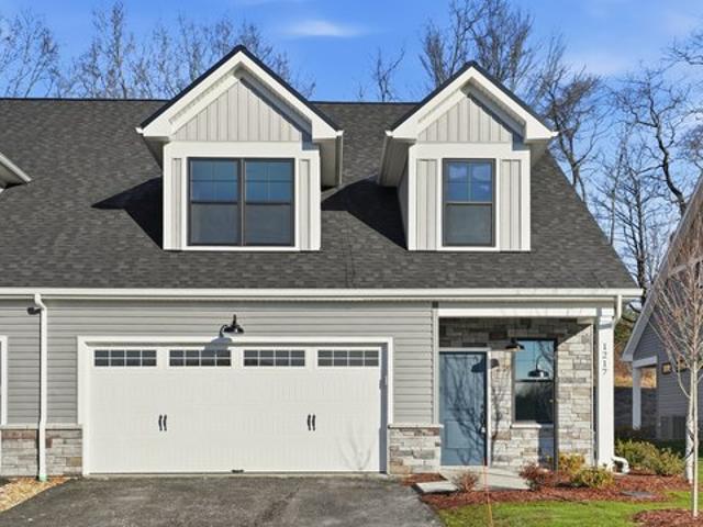 House for sale in Evans City, Pennsylvania