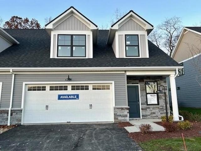 Townhouse for sale in Evans City, Pennsylvania