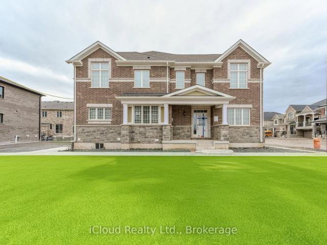 Townhouse for sale in Woburn, Ontario