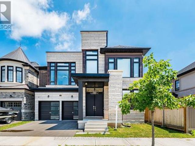 House for sale in Oakville, Ontario