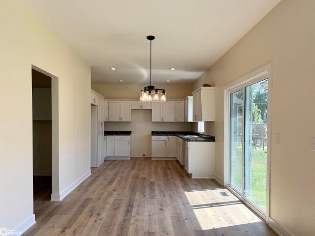 House for sale in Chariton, Iowa