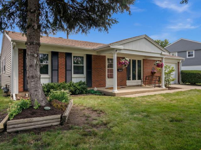 House for sale in Streamwood, Illinois