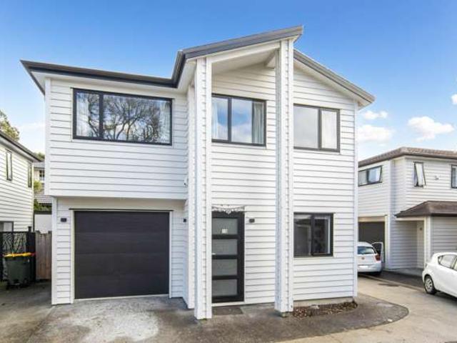 Townhouse for sale in New Lynn, Oroua County