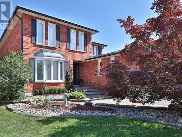 House for sale in Oakville, Ontario