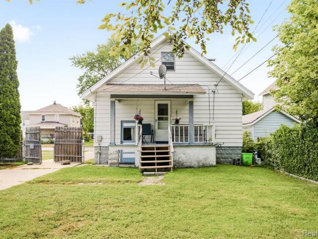 House for sale in Fort Gratiot, Michigan