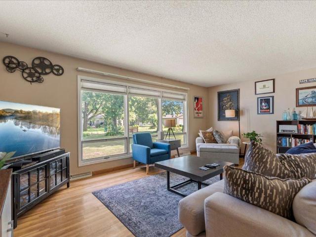 House for sale in East Gate Mobile Home Park, Brainerd