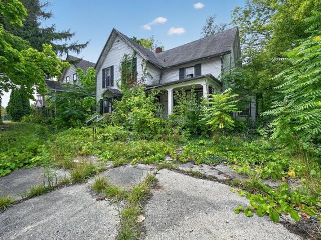 House for sale in Burton, Michigan