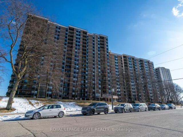Condo for sale in Ancaster, Ontario
